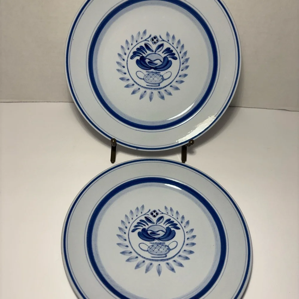 Blue Rose Lunch Dessert Plates Hand Painted Blue White 7 5/8” Arabia Of Finland